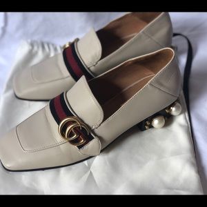 Gucci Peyton Pearl Loafers Cream Off White sz 37